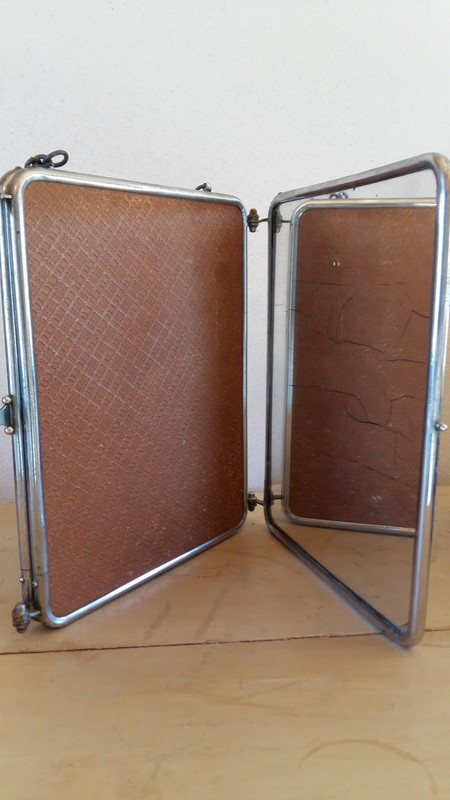 Ancien triptyque de barbier 