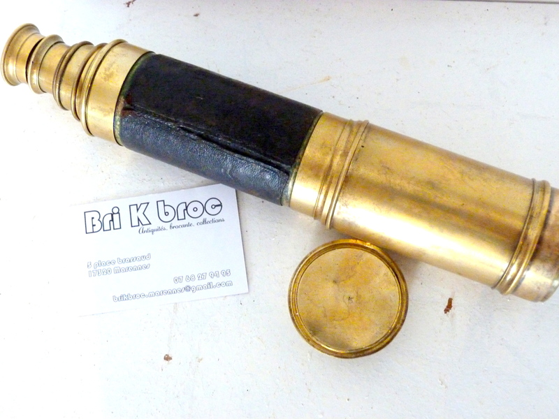 Ancienne et grande longue vue