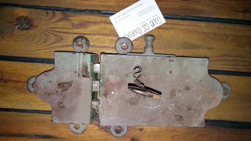 Ancienne fermeture de porte