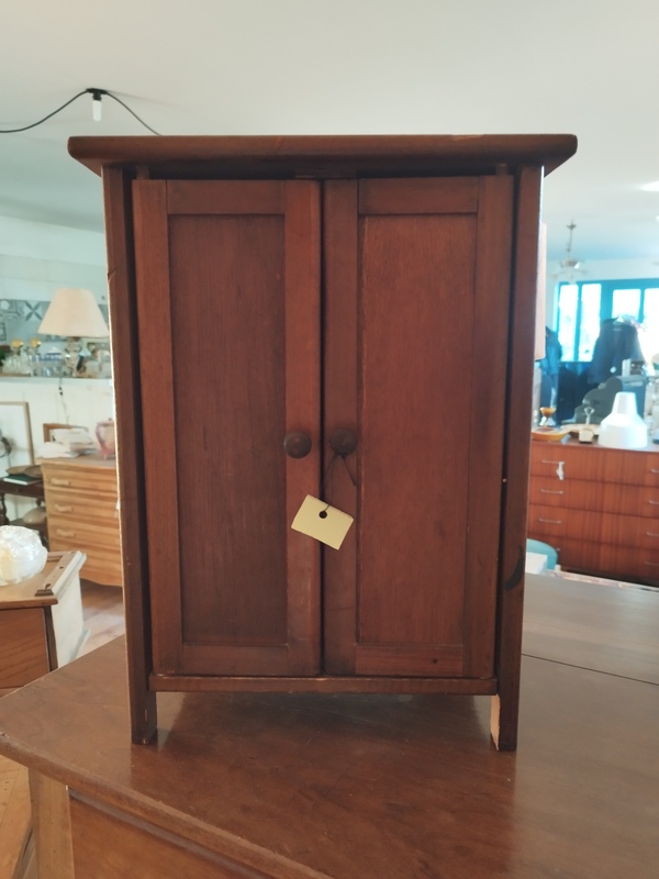 Armoire poupée années 50