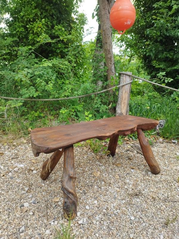 Banc brutaliste XXe 