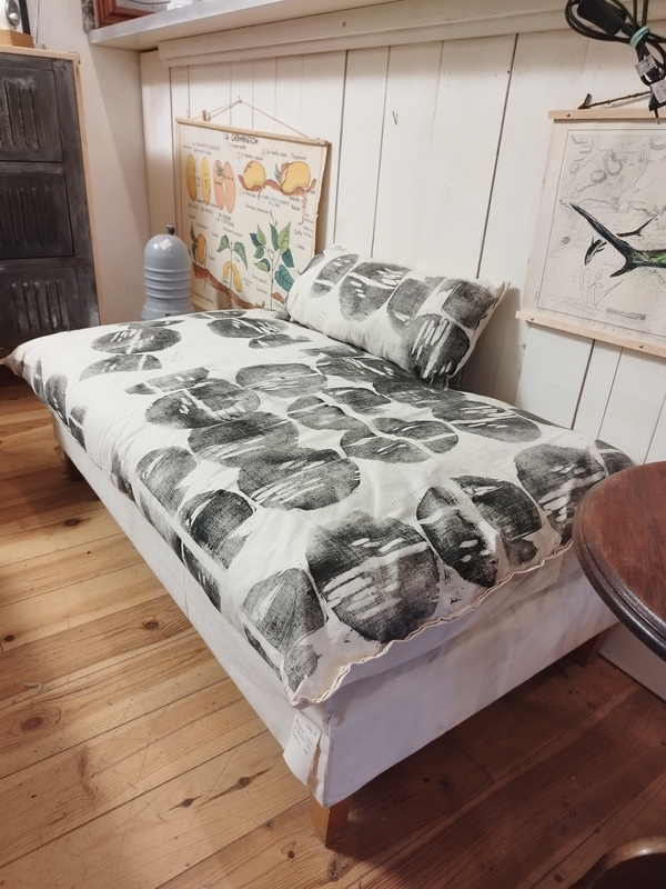 Banquette pied de lit