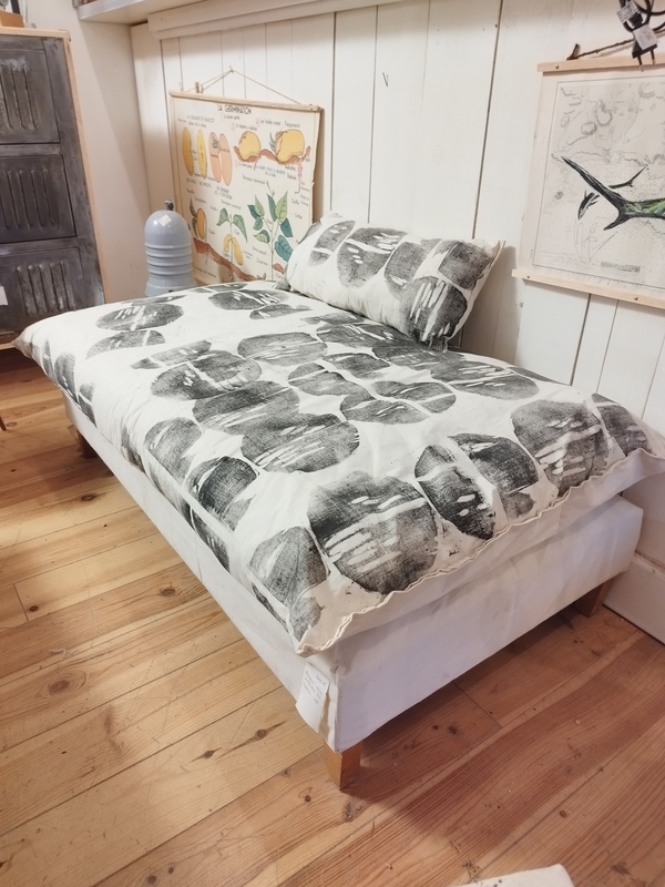 Banquette pied de lit