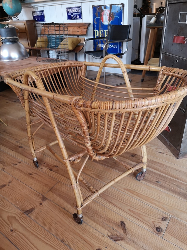 Berceau en rotin 