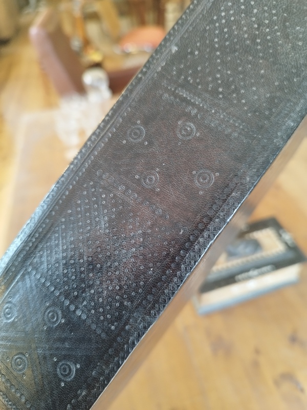 Boite en cuir début XXe