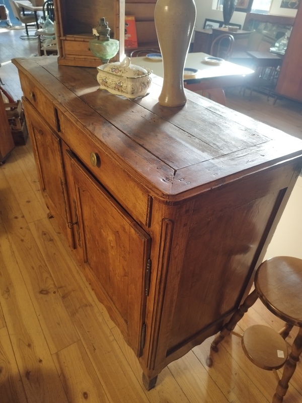Buffet ancien XIXe
