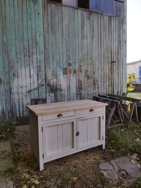 Buffet parisien ancien 