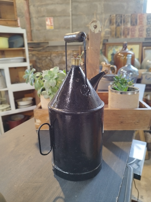 Burette d'huile SNCF