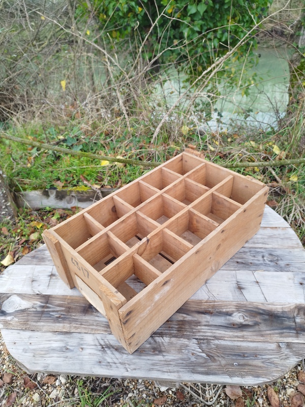 Caisse de bouteilles de rhum