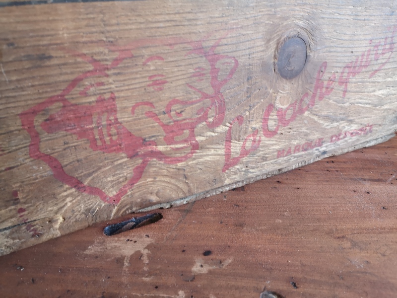 Caisse en bois vache qui rit 