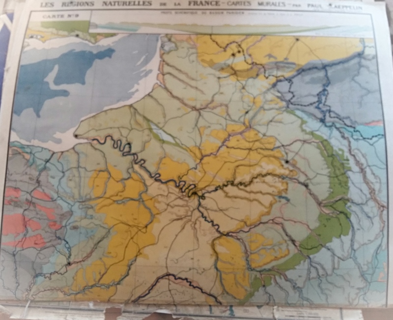 Carte du bassin parisien en deux parties 