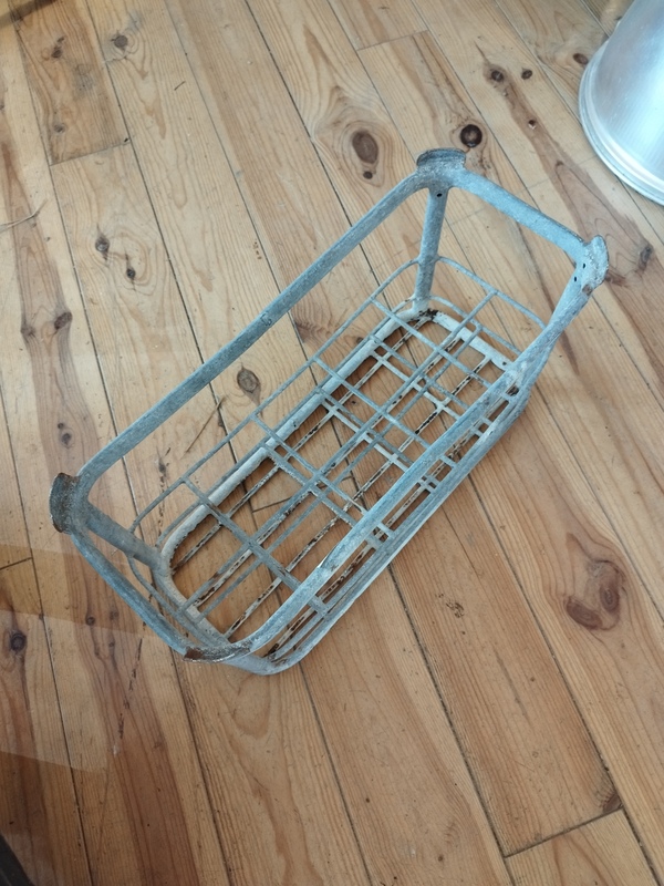 Casier à bouteilles galvanisé 