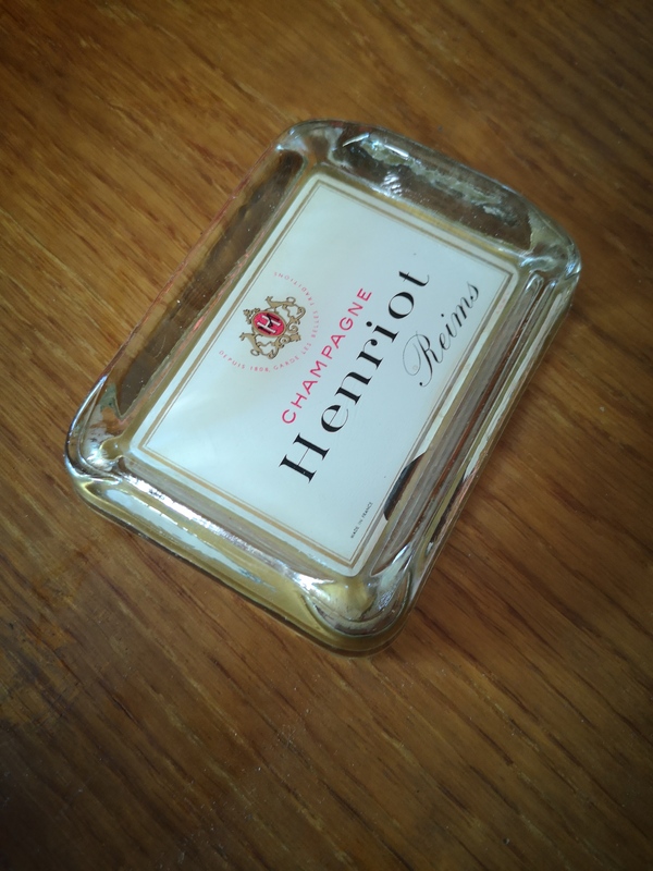 Cendrier Champagne Henriot Reims