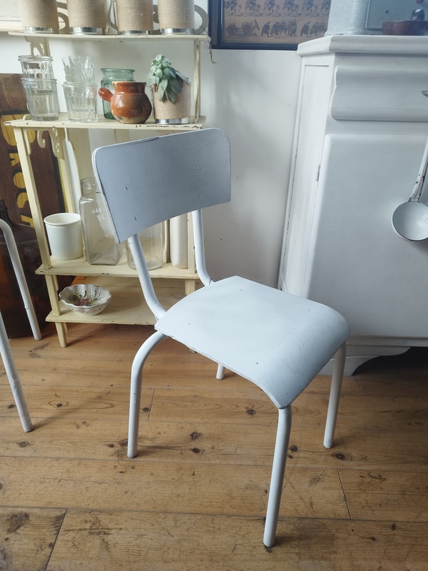 Chaise écolier blanche 