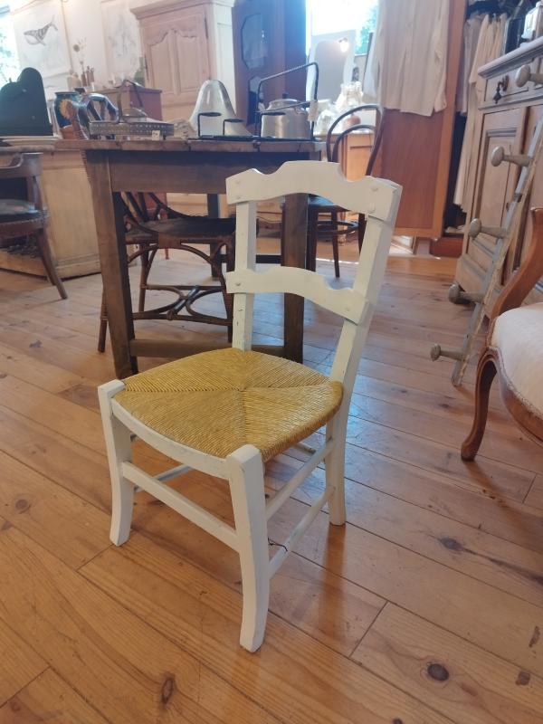 Chaise XXe bois peint et paille