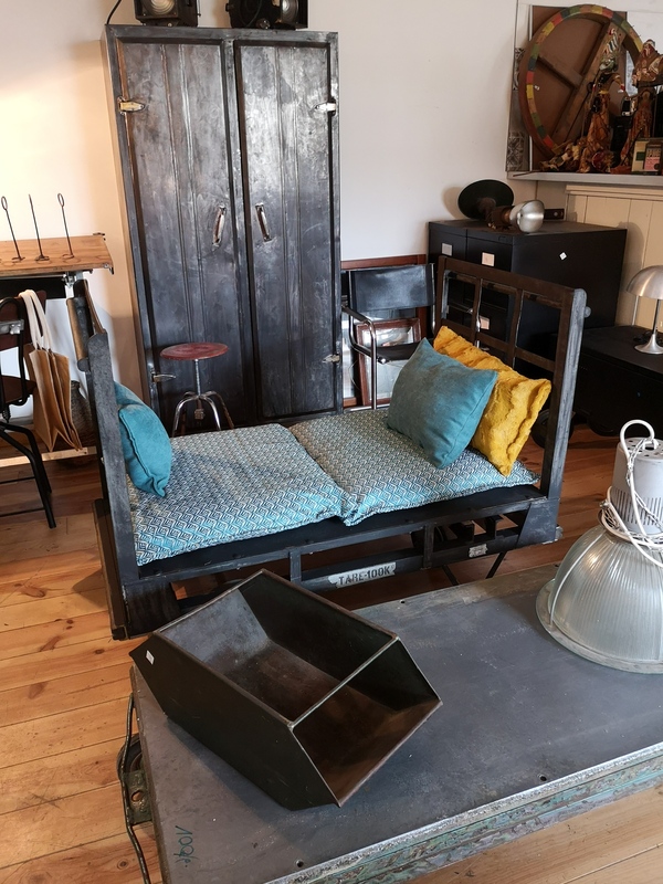 Chariot industriel PTT 