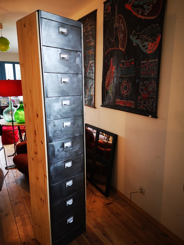 Colonne clapets métal et bois