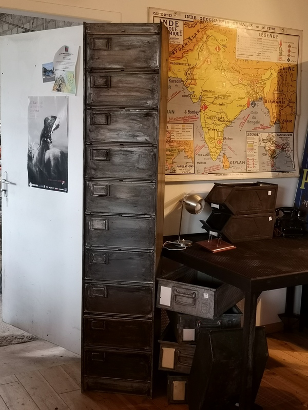 Colonne métal dix clapets