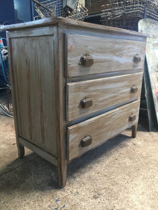 Commode ancienne relookée