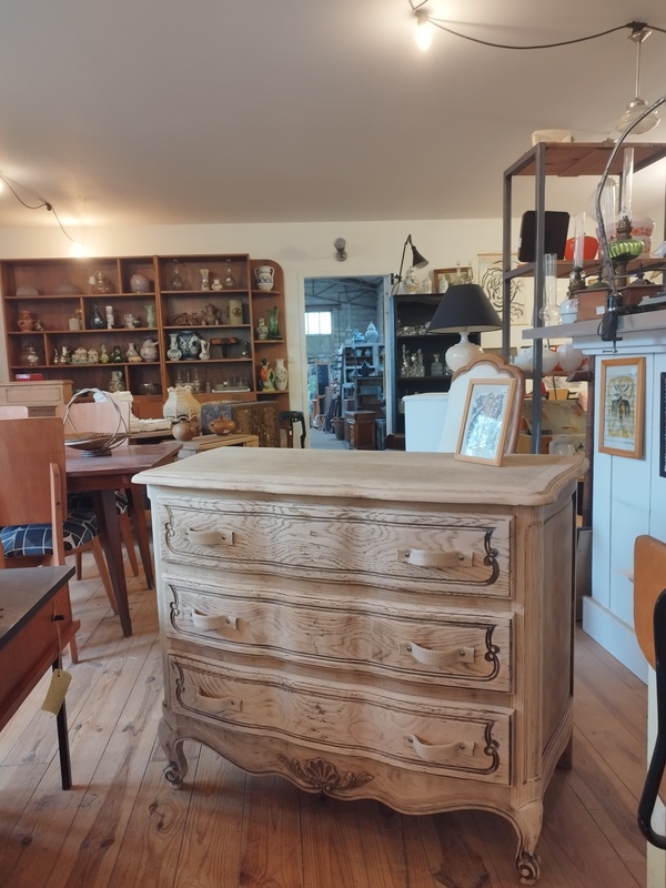 Commode ancienne XXe relookée