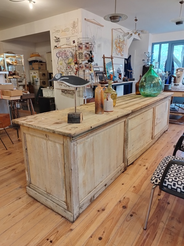 Comptoir de quincaillerie