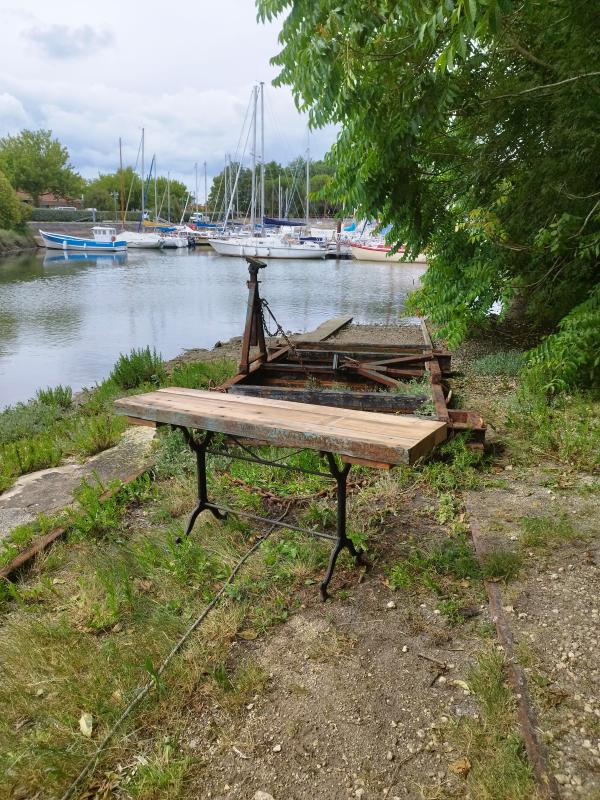 Console fer forgé et chêne