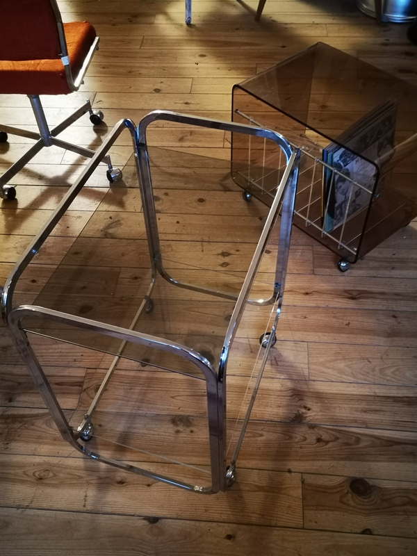 Desserte années 70 design space age 