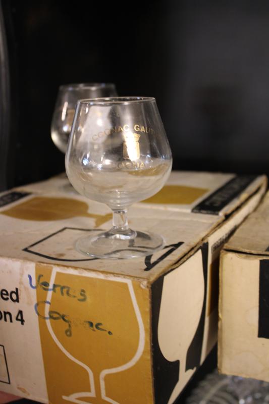 Douze verres à Cognac Gautier