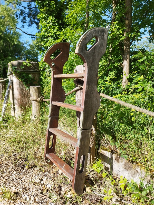 Echelle de bateau pliable