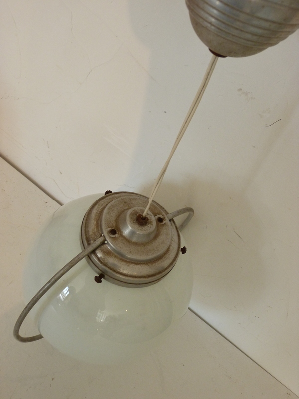 Eclairage alu et opaline