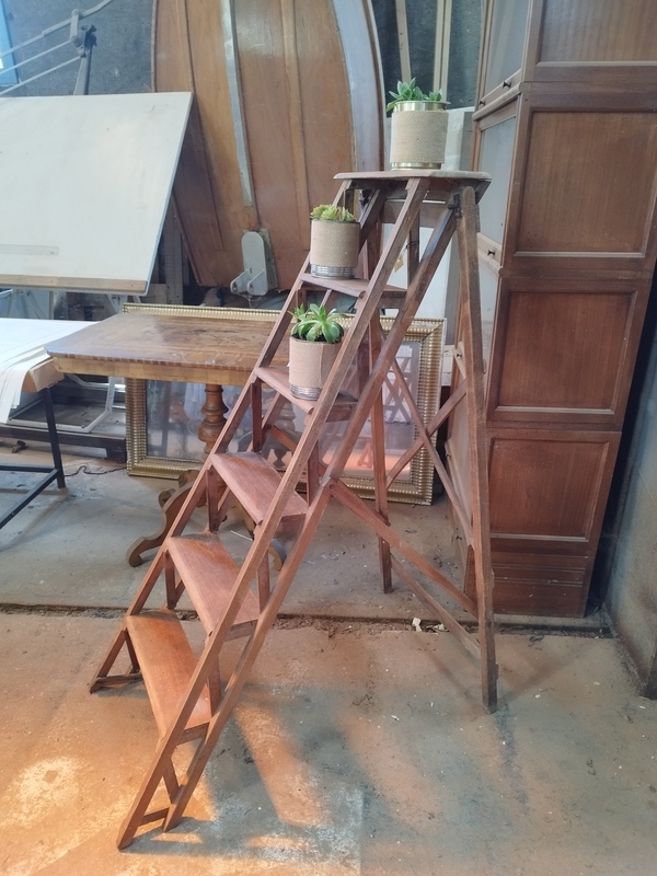 Escabeau bois années 50