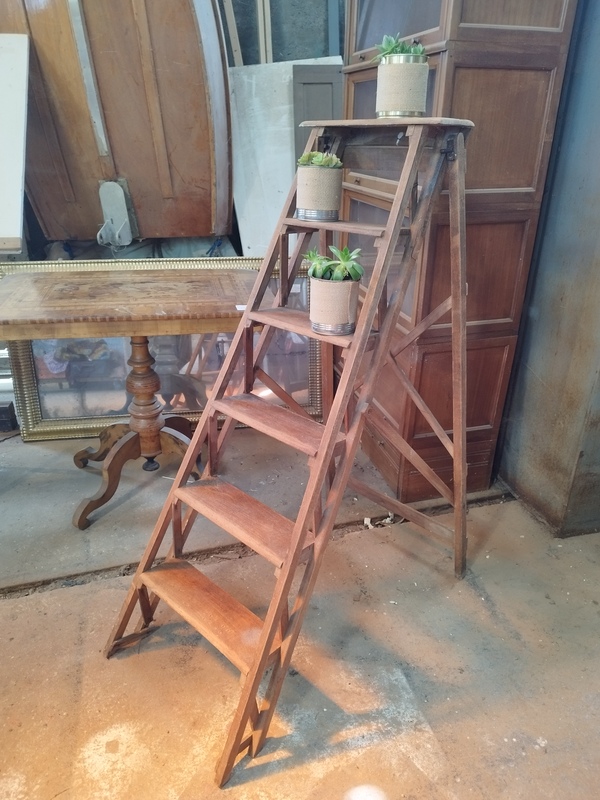 Escabeau bois années 50