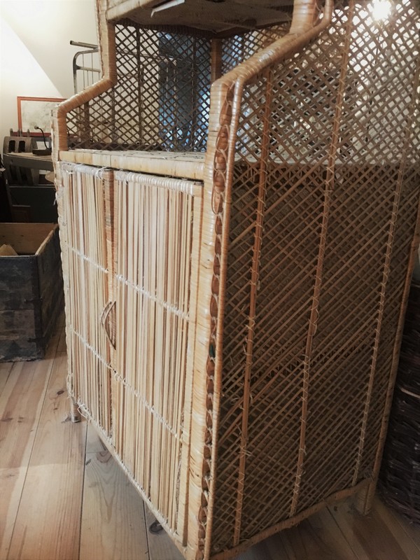 Etagère bibliothèque rotin