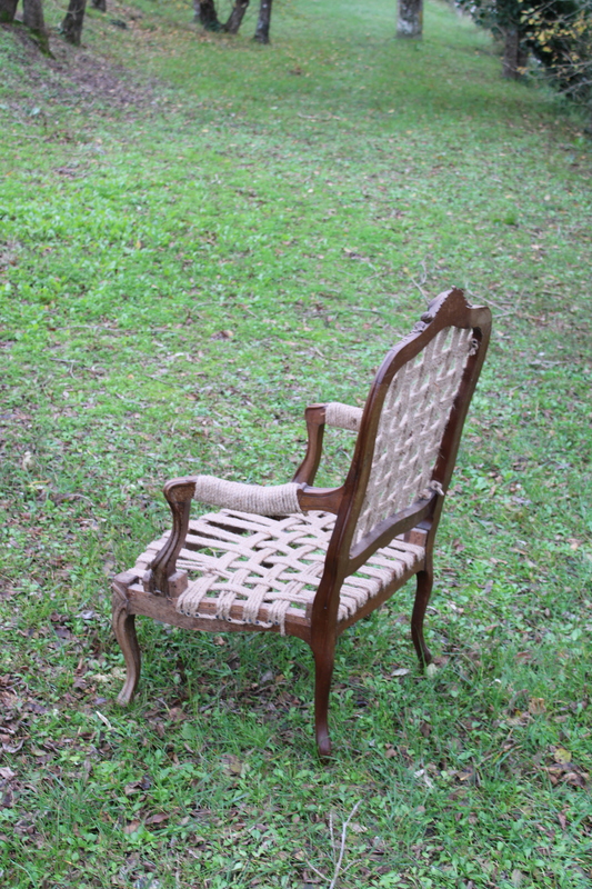 Fauteuil ancien cordage