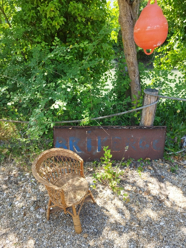 Fauteuil enfant rotin années 70