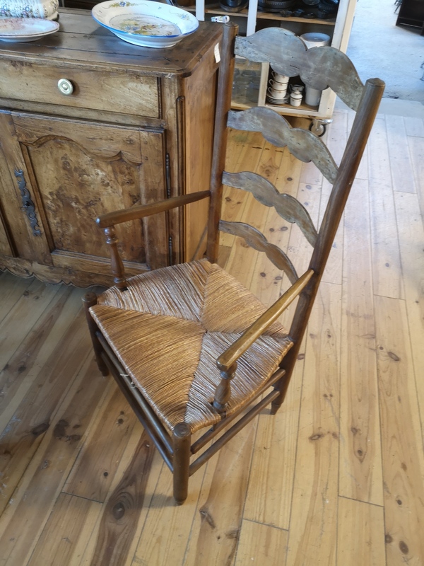 Fauteuil paillé dossier haut 