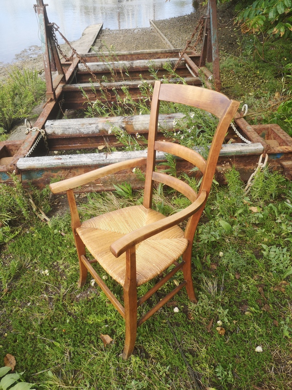 Fauteuil paillé rustique charentais