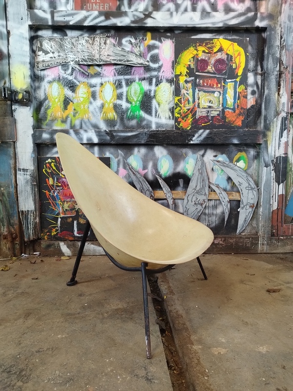 Fauteuil tripode Merat 50s