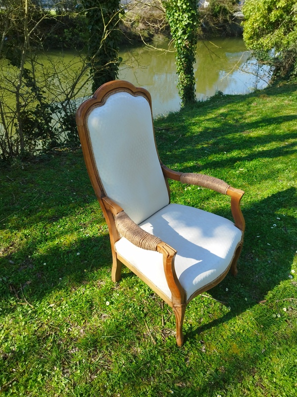 Fauteuil Voltaire relooké 