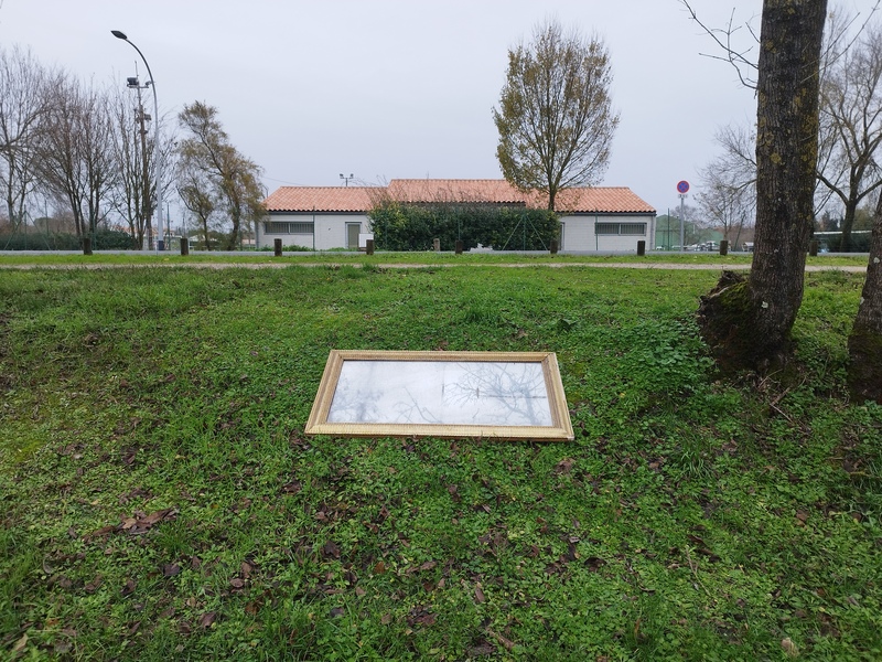 Grand miroir doré Louis Philippe