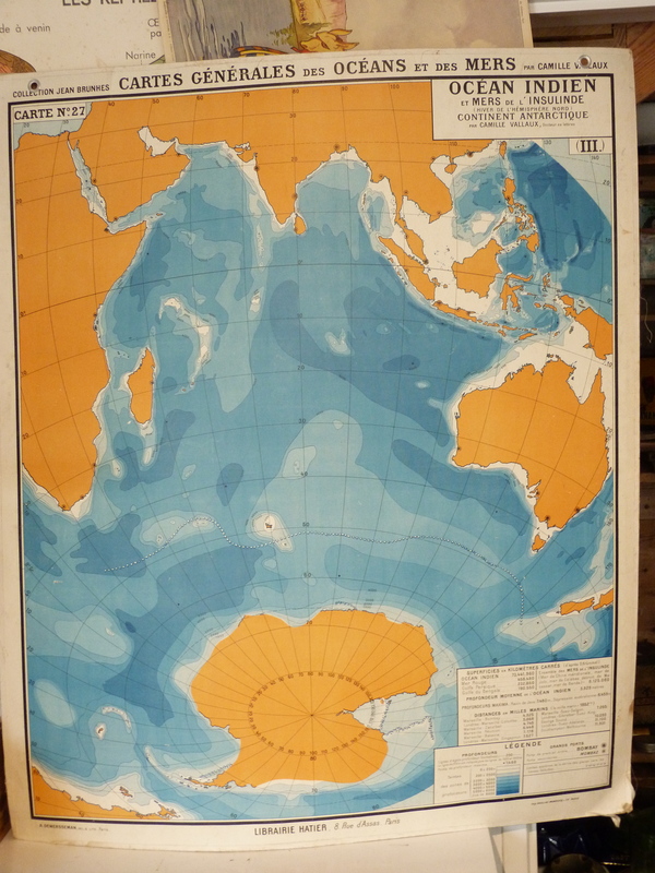 Grandes affiches cartonnées école