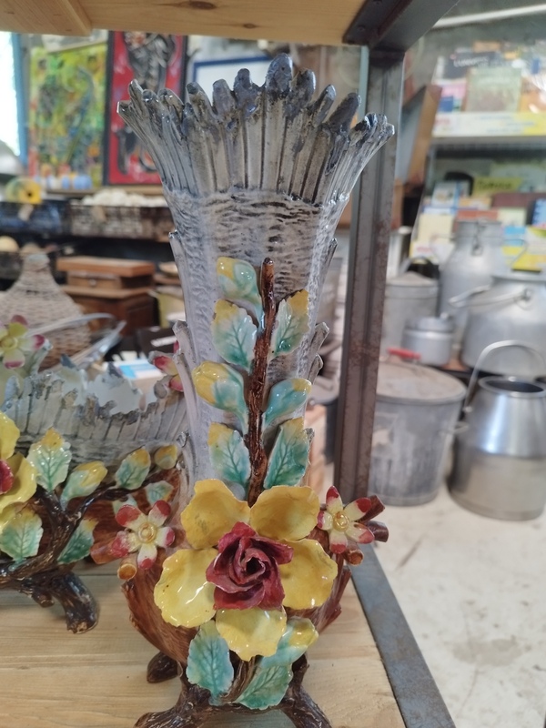 Jardinières en barbotine 