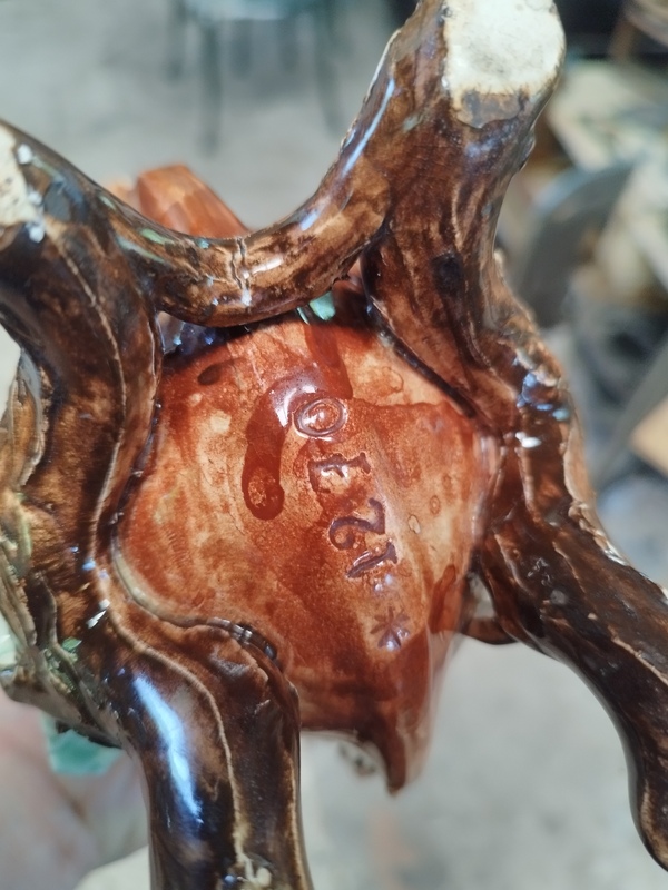 Jardinières en barbotine 