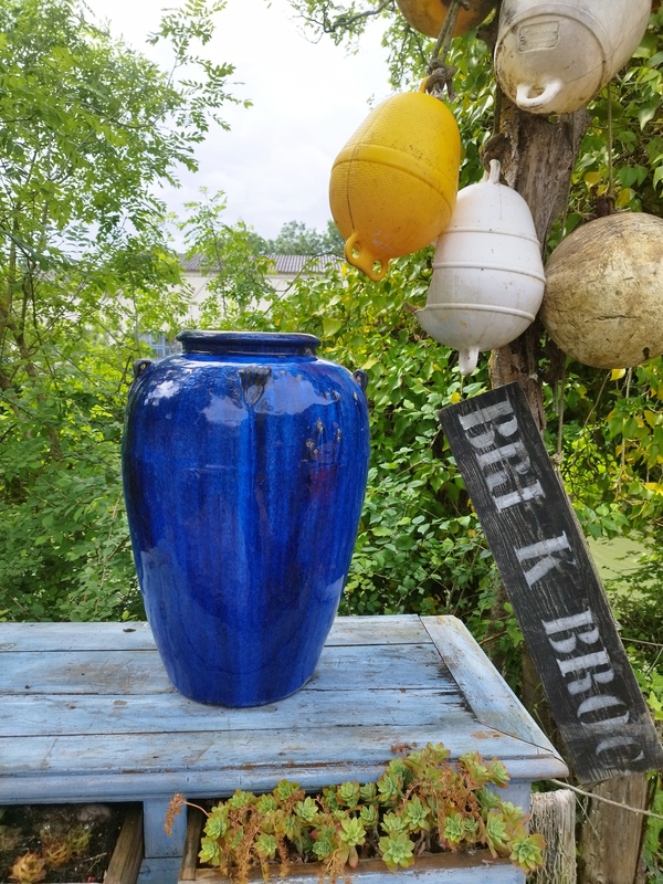 Jarre de jardin bleu cobalt