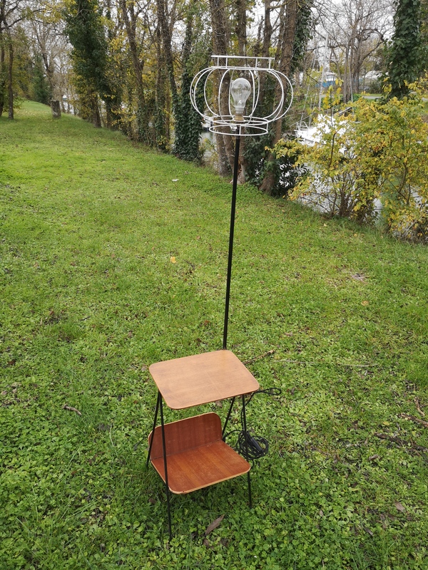 Lampadaire années 50 restauré et relooké 
