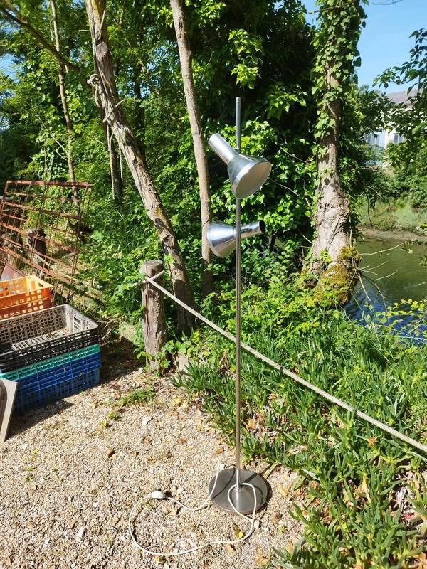 Lampadaire space age chrome