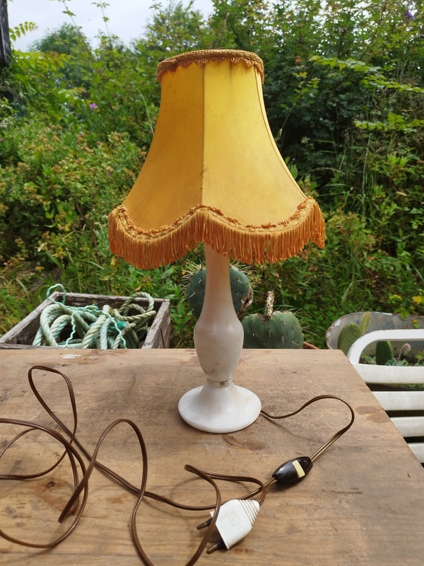 Lampe de chevet en albâtre
