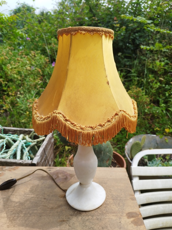 Lampe de chevet en albâtre