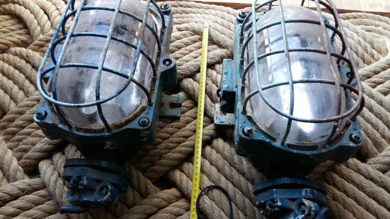 Lampe de coursive, escalier de phare