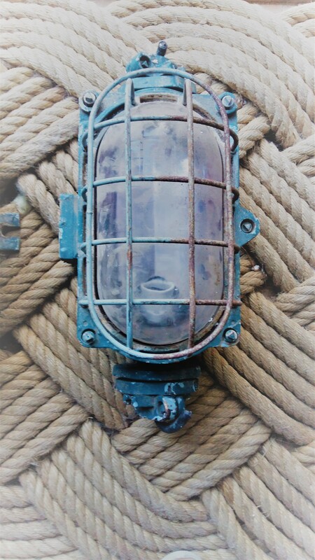 Lampe de coursive, escalier de phare